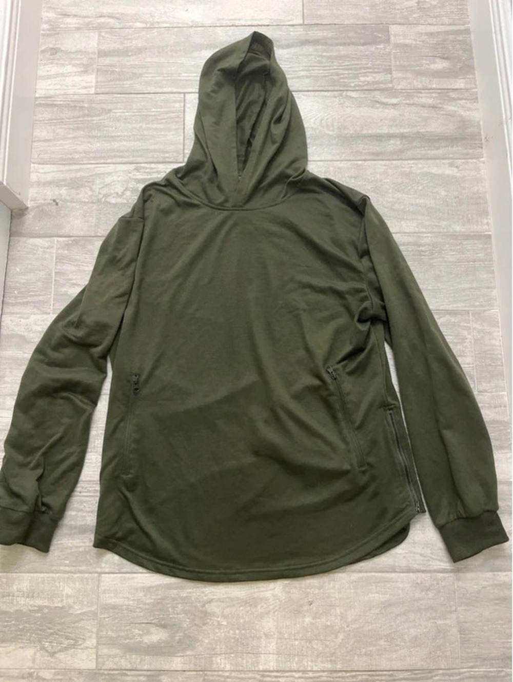 Olive Green Men’s Hooded Sweatshirt